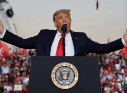 কোভিড থেকে সেরে তিনি ‘আরও শক্তিমান’ভোটের প্রচারে বলেন ট্রাম্প