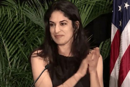 হোয়াইট হাউসে নতুন ইতিহাস।