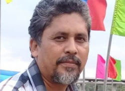 দা দিয়ে কোপালো আওয়ামী লীগ নেতাকে।