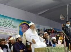 হেফাজতে ইসলামের পতাকাতলে ঐক্যবদ্ধ থাকার আহ্বান বাবুনগরীর।