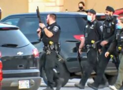 যুক্তরাষ্ট্রে শপিংমলে গুলি, আহত ৮