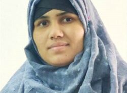 দুই পরকীয়া প্রেমিকের ফাঁদে পড়ে যান রোজিনা