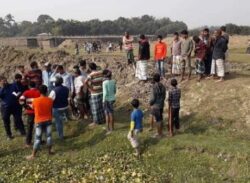 দূর্গাপুরে পুকুর খনন নিয়ে দু’পক্ষের ধাওয়া পাল্টা ধাওয়া!