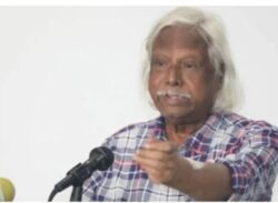 মুসলমানরা কাবার যে পাথরটায় চুমু খেতে যান, সেটাকি মূর্তি না? : ডা. জাফরুল্লাহ!!