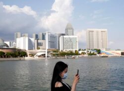 এশিয়ায় প্রথম ফাইজারের টিকা পেল সিঙ্গাপুর