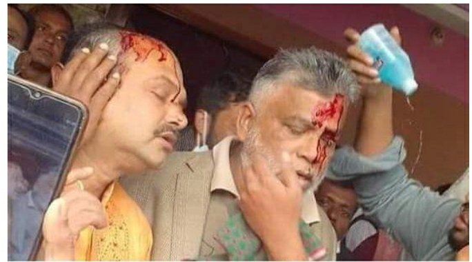 পিরোজপুরে যুবদলের কর্মী সভায় ছাত্রলীগের দফায় দফায় হামলা আহত অর্ধশত।