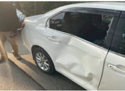 দুর্ঘটনার কবলে রিজভীর গাড়ি, অল্পের জন্য রক্ষা