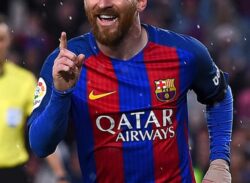 পেলেকে ছাড়িয়ে নতুন ইতিহাস গড়লেন মেসি!