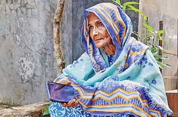 শরীয়তপুরের ‘ইতালি’ গ্রামে দুশ্চিন্তার ছায়া!