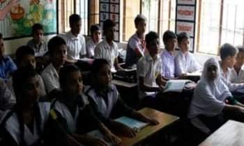 মাধ্যমিকে ভর্তির অনলাইন লটারি স্থগিত।