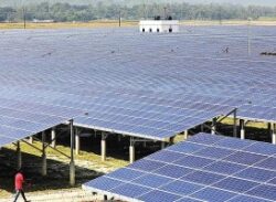 দেশে সম্ভাবনার দুয়ার খুলছে সৌরবিদ্যুৎ