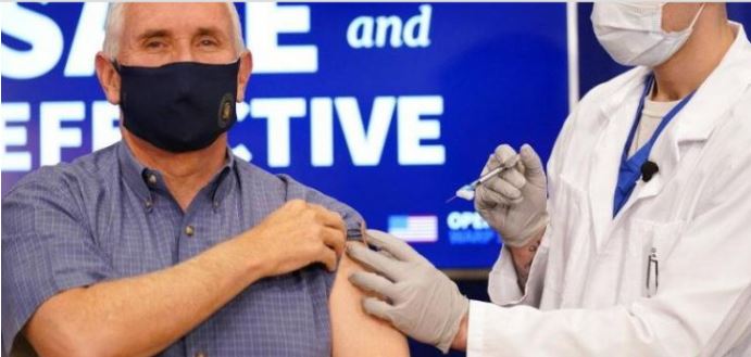 করোনা টিকা নিলেন মার্কিন ভাইস প্রেসিডেন্ট