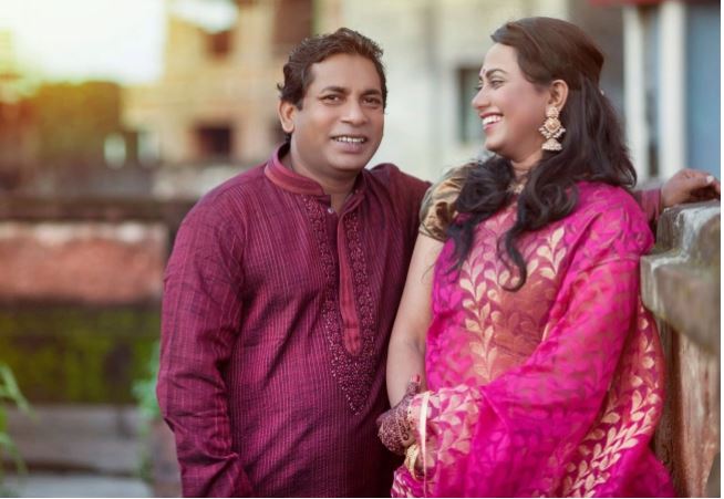 একই ছবিতে অভিনয় করছেন মোশাররফ করিম এবং তাঁর স্ত্রী।