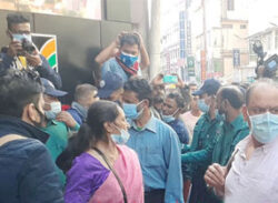 লন্ডন ফেরত ৪২ প্রবাসীর!