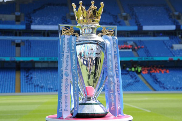 রাতে মাঠে নামছে ম্যানসিটি ও ম্যানইউ ভিন্ন দুই সমীকরণে!