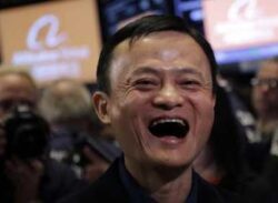 ১ মিনিটের দাম ৫ হাজার ৮০০ কোটি ডলার!