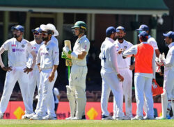 বর্ণবৈষম্য নিয়ে ‘ক্ষুব্ধ’ প্রাক্তন ক্রিকেটাররা!