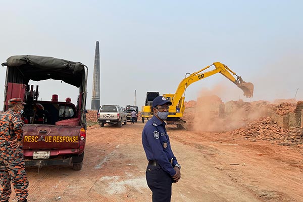 অবৈধ ইটভাটায় পরিবেশ অধিদপ্তরের অভিযান