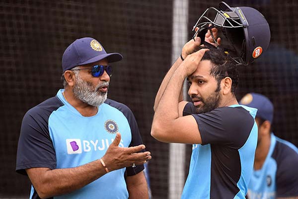 ‘চিড়িয়াখানার জন্তুদের মতো আচরণ যেন আমাদের সঙ্গে না করা হয়’