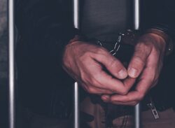 সন্ত্রাসী গোষ্ঠীর পরিচয়ে রাজধানীর গুলশানের একটি সুপার শপে।