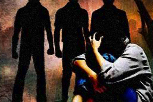 ৩০০ রুপিতে গণধর্ষণের ভিডিও বিক্রি!