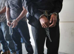 জুয়াড়ি আটক ৩০