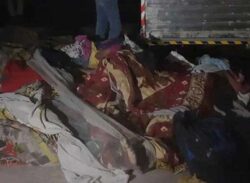 ঘুমন্ত শ্রমিকদের পিষে দিল ট্রাক, মৃত ১৫