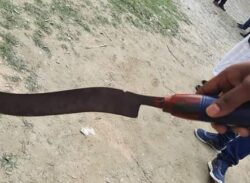 ভোট কেন্দ্রে দেশীও অস্ত্র উদ্ধার।