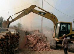 ঘুরিয়ে দিলো ১০টি অবৈধ ইটভাটা।