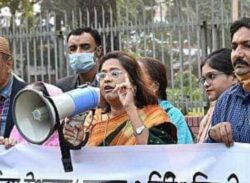 ‘ভাস্কর্য হারাম, কোরআনের কোথায় আছে’ মৌলবিদের কাছে প্রশ্ন তুরিন আফরোজের।