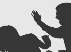 যৌতুকের জন্য স্ত্রীর চুল কেটে নির্যাতন, স্বামী-শাশুড়ি আটক