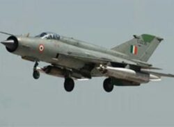 ভারতে মিগ-২১ যুদ্ধবিমান বিধ্বস্ত