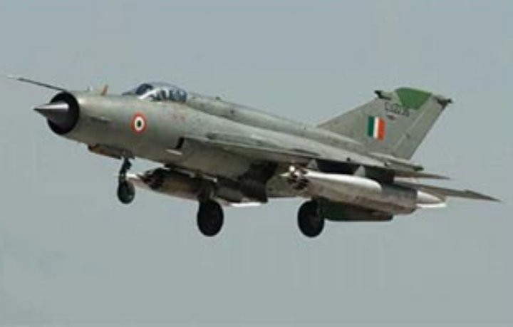 ভারতে মিগ-২১ যুদ্ধবিমান বিধ্বস্ত