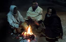 আগুন পোহাতে বসে লড়ি চাপায় দু’জন নিহত, আহত ৪