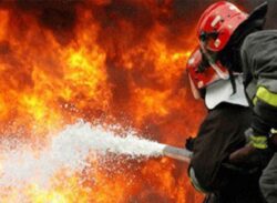 নকশীকাঁথা এক্সপ্রেস ট্রেনে আগুন।