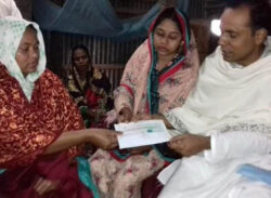 ব্যারিস্টার কায়সার বিএনপির নিহত নেতার পরিবারের পাশে।