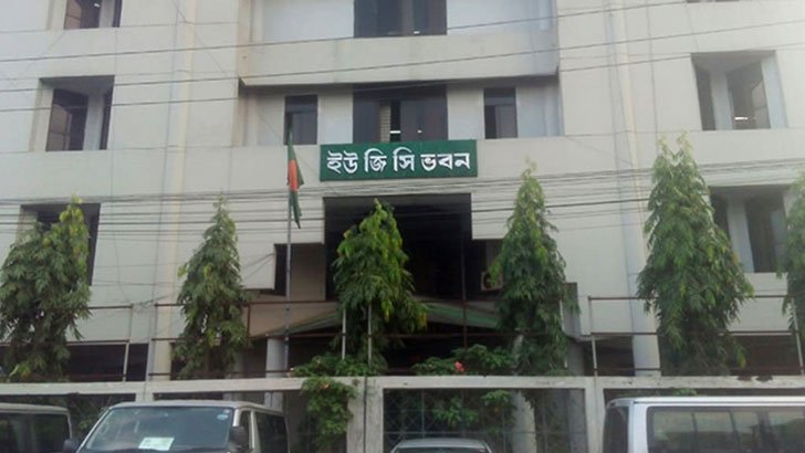 ৪০২৭ শিক্ষকই ছুটিতে পাবলিক বিশ্ববিদ্যালয়ের !