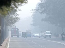 শীতেও উষ্ণ থাকছে ঢাকা