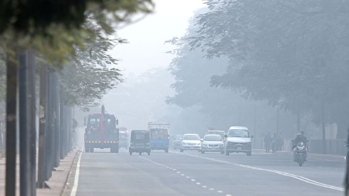 শীতেও উষ্ণ থাকছে ঢাকা
