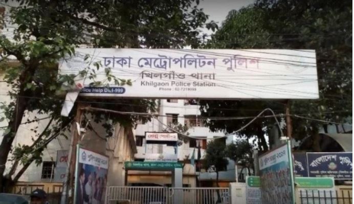 স্বামীসহ ছয়জনের বিরুদ্ধে সংঘবদ্ধ ধর্ষণের অভিযোগ করেছেন স্ত্রী