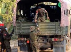 কয়েকশ সংসদ সদস্যকে খোলা আকাশের নিচে আটকে রাখা হয়েছে মিয়ানমারের।