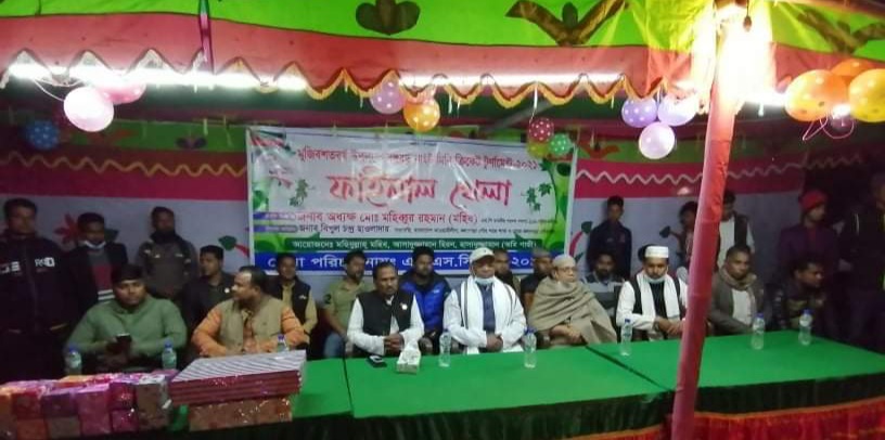 কলাপাড়ায় মুজিব শতবর্ষ উপলক্ষে বঙ্গবন্ধু নাইট মিনি ক্রিকেট টুর্নামেন্ট ২০২১ ফাইনাল খেলা অনুষ্ঠিত,