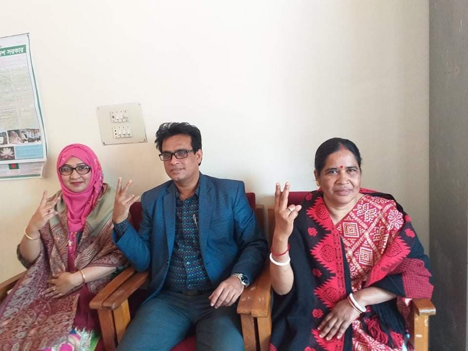 তৃতীয় দিনে টিকা নিলেন বরিশাল নার্সিং কলেজের কিছু শিক্ষকরা