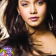 এবার সংগীতশিল্পী মিলার পিছনে পুলিশ!