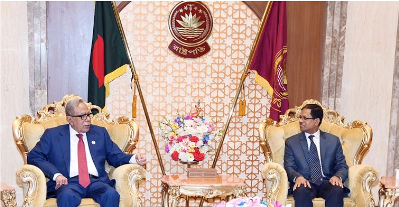 ক্যাম্পাসে শিক্ষার সুষ্ঠু পরিবেশ নিশ্চিতের আহ্বান রাষ্ট্রপতির