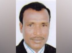 হিন্দু ধর্মাবলম্বীদের বাড়িতে হামলা