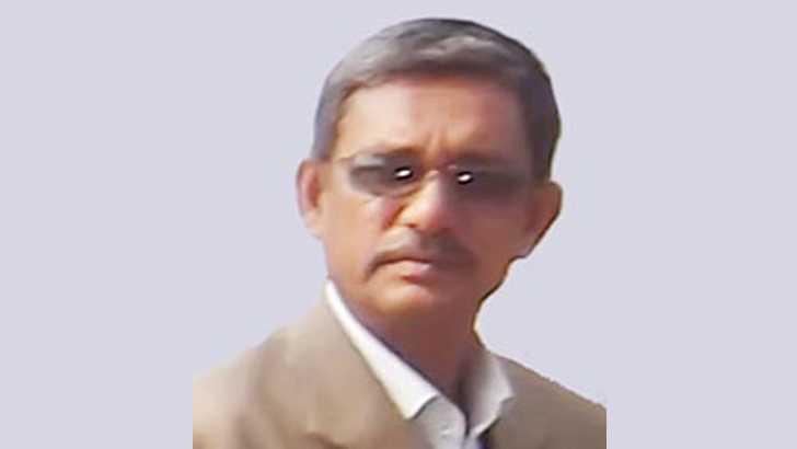 কৃষকের ৩ বিঘা জমির আলু লুট করলেন আ’লীগ নেতা