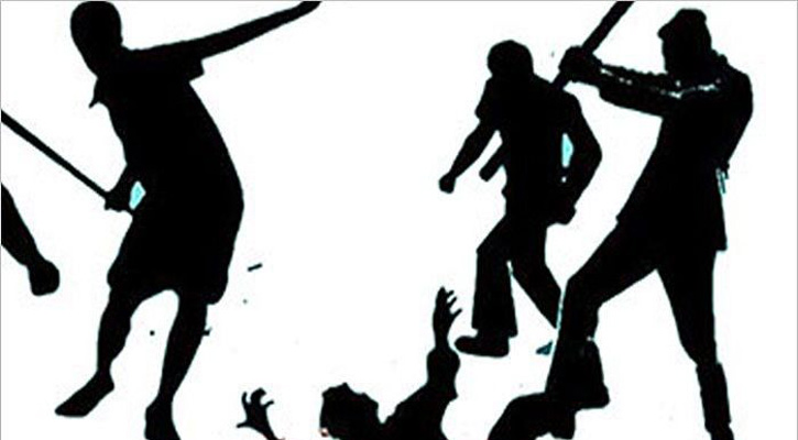 সাংবাদিক আজিজুর রহমানের মাছের খামার দখলের চেষ্টায় হামলা চালিয় সন্ত্রাসী