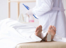 ময়নাতদন্তের মৃত যুবক নড়ে উঠল!!