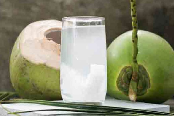 ডাবের পানি খেলে কী হবে?